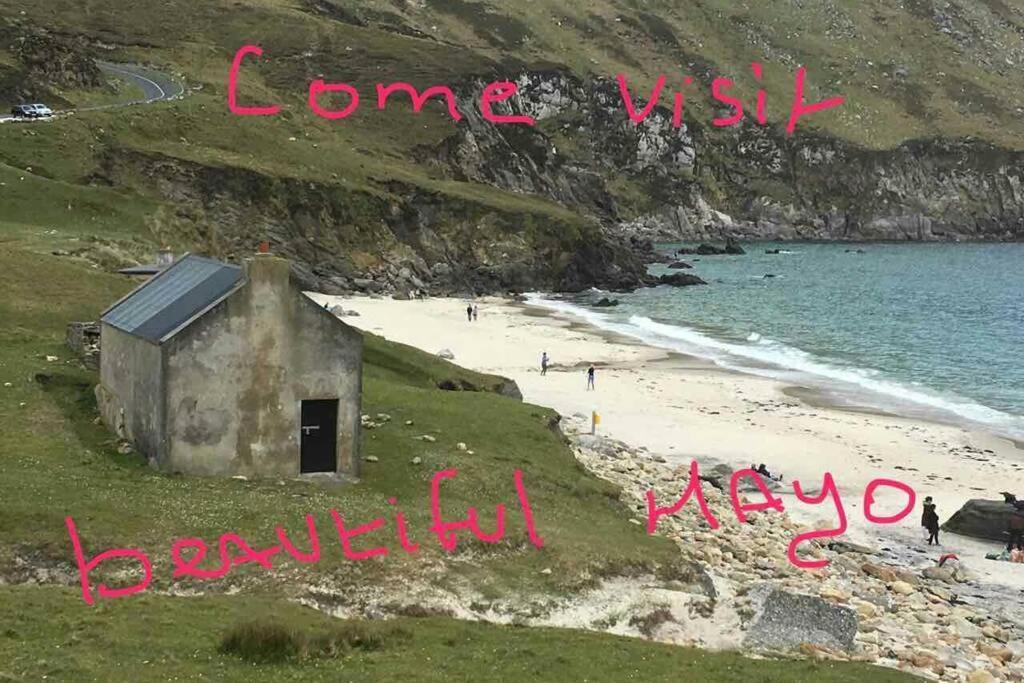 Annies Meadow. Βίλα Knock  Εξωτερικό φωτογραφία